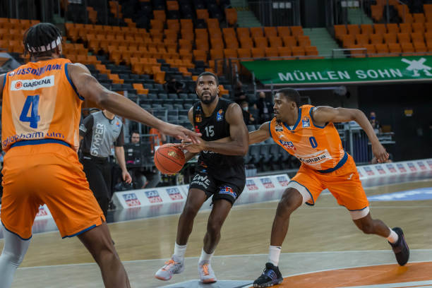 四川队在进 四川队在进