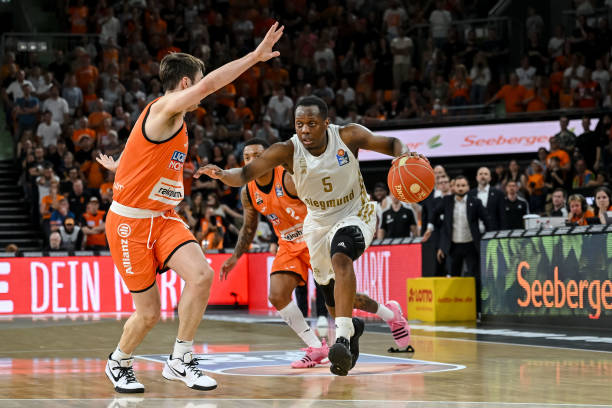 对手很难突 对手很难突