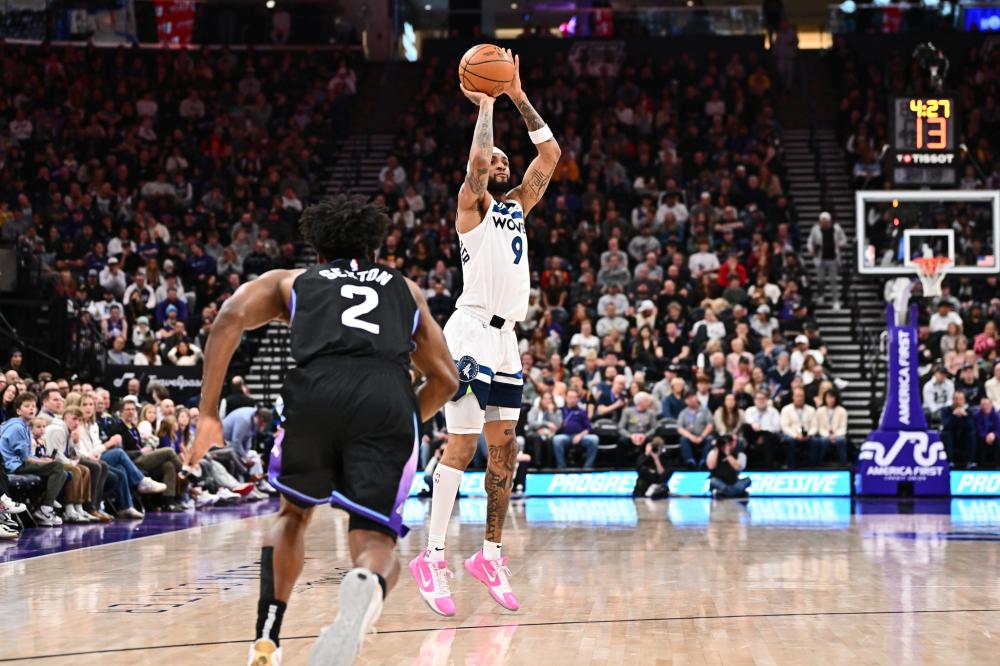 冠的那记三 冠的那记三