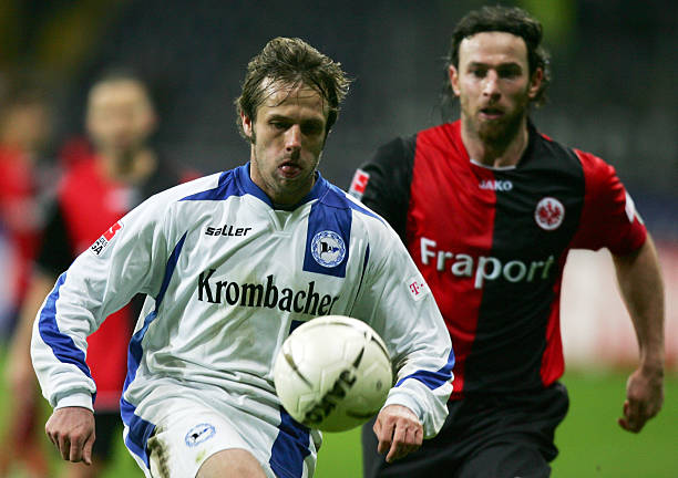 脚下技术更 脚下技术更