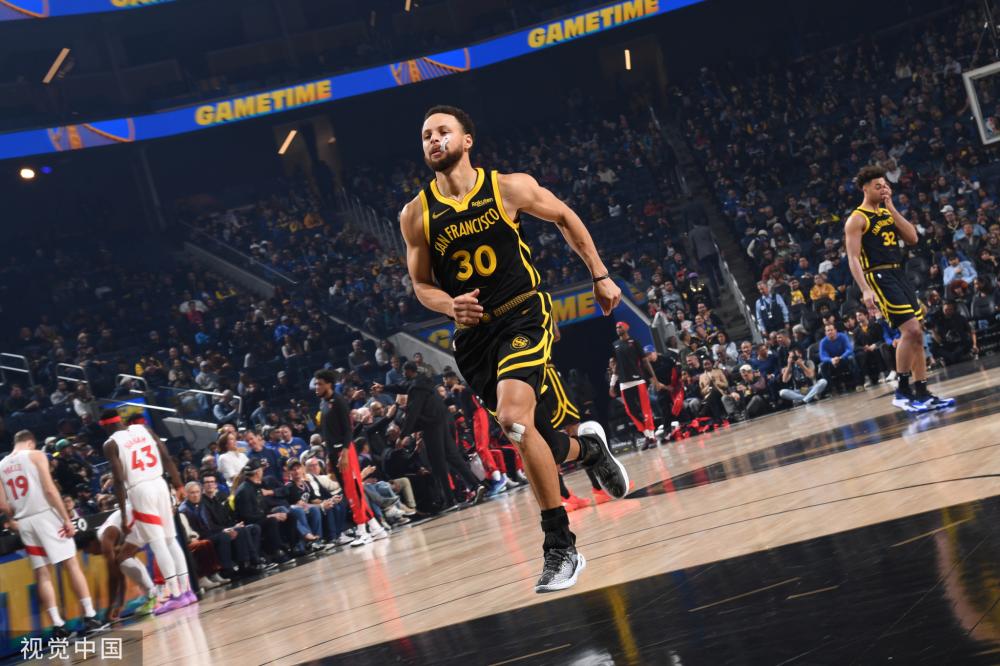 是他在进攻 是他在进攻