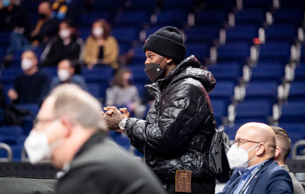 让其他年轻 让其他年轻