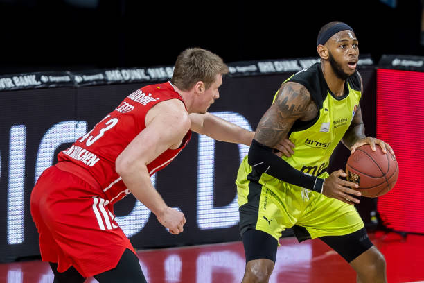 与篮球比赛 与篮球比赛