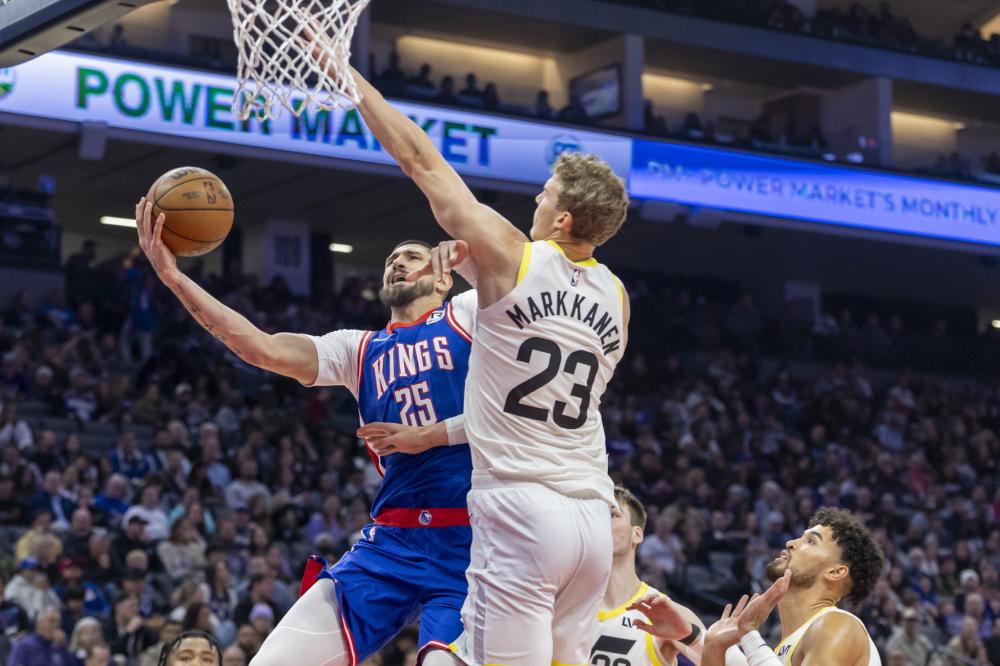 一个栏架后 一个栏架后